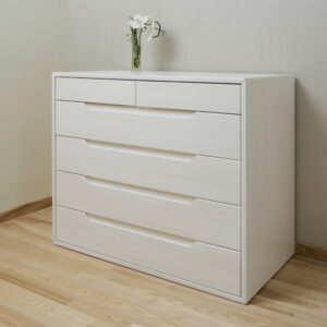 Dabīgās Priedes Masīvkoka Kumode “Amata”